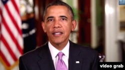 Presiden Obama menyampaikan pidato mingguan dari Gedung Putih (Foto: dok).