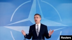 អគ្គលេខាធិការ​អង្គការ​អូតង់​ លោក Jens Stoltenberg ថ្លែង​បន្ទាប់​​ពី​កិច្ច​ពិភាក្សា​មួយ​រវាង​​រុស្ស៊ី​​នឹង​អង្គការ​អូតង់​ នៅ​ទីស្នាក់​ការ​កណ្តាល​របស់​អង្គការ​អូតង់​ ក្នុង​ទីក្រុង​ប្រ៊ុចសែល ប្រទេស​ប៊ែលហ្ស៊ិក​ កាល​ពីថ្ងៃទី២០ ខែ​មេសា ឆ្នាំ២០១៦។