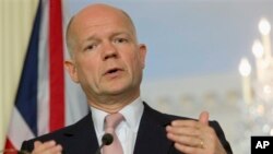 Menteri Luar Negeri Inggris William Hague menuduh PBB terlalu banyak pertimbangan dalam kasus Suriah (foto: dok). 