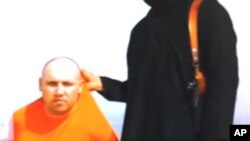2014-yilda "Islomiy davlat" tomonidan qatl etilgan amerikalik jurnalist Stiven Sotloff