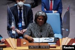 린다 토머스-그린필드 유엔주재 미국 대사가 지난 25일 안전보장이사회에서 러시아 규탄 결의안 채택을 촉구하고 있다. (자료사진)