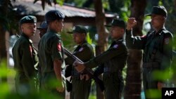 Suasana di markas pelatihan tentara angkatan darat Pathein, Irawaddy, Myanmar (Foto: dok). Militer Myanmar telah membebaskan 109 anak dari kesatuannya, pembebasan terbesar sejak pemerintah negara itu setuju menghentikan menggunakan tentara anak-anak dua tahun lalu.