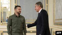 Predsednik Volodimir Zelenski i američki državni sekretar Entoni Blinken (Foto: Brendan Smialowski/POOL/AFP)