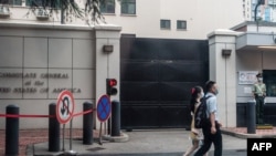 23일 중국 청두의 미국 총영사관 입구.