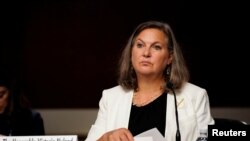 Wakil Menteri Luar Negeri AS untuk Urusan Politik Victoria Nuland menyampaikan kesaksiannya dalam sidang di Senat AS mengenai kebijakan AS terhadap Turki, di Washington, pada 21 Juli 2021. (Foto: Reuters/Elizabeth Franzt)
