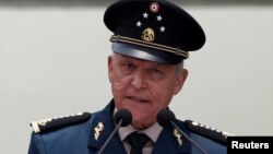 រូបឯកសារ៖ លោក​ Salvador Cienfuegos អតីត​រដ្ឋមន្រ្តី​ក្រសួង​ការពារជាតិប្រទេសម៉ិកស៊ិក ថ្លែងនៅក្នុងសន្និសីទសារព័ត៌មានមួយក្នុងទីក្រុង ម៉ិកស៊ិក ប្រទេសម៉ិកស៊ិក កាលពីថ្ងៃទី១២ ខែកក្កដា ឆ្នាំ២០១៧។