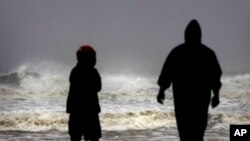 Cyclone Phailin Bears Down on India