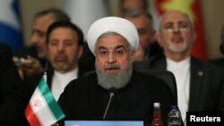 Hassan Rohani lors de la réunion de l'OCI à Istanbul, Turquie, le 18 mai 2018