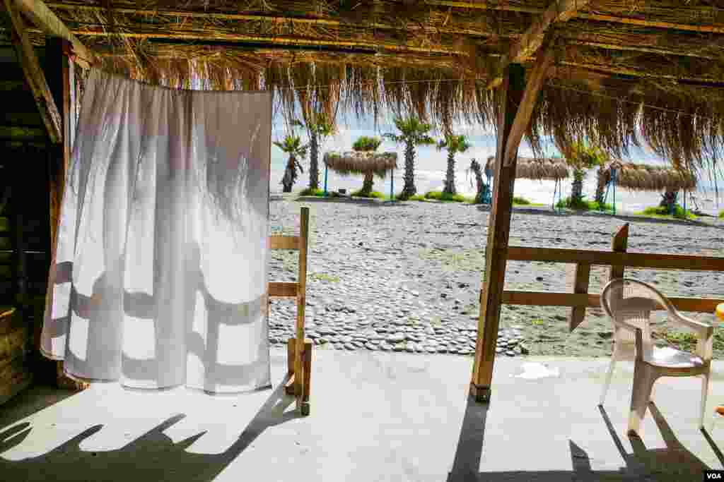 Peace, quiet, tranquility and informality are the attractions of Georgia's remote Anaklia resort village. (V. Undritz for VOA)