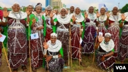 Wanawake wa Kimasai walioshiriki siku ya Wanawake Duniani, jijini Arusha, Tanzania.