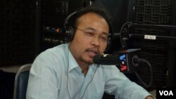 លោក ព្រាប កុល នាយក​ប្រតិបត្តិ​នៃ​អង្គការ​តម្លាភាព​កម្ពុជា។