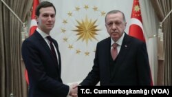 Prezident Trampning maslahatchisi Jared Kushner Turkiya rahbari Rajab Toyyib Erdog’an bilan, Anqara, 27-fervral, 2019