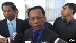 រូបឯកសារ៖ លោក វង សូត រដ្ឋមន្រ្តី​ក្រសួង​សង្គមកិច្ច អតីតយុទ្ធជន និង​យុវនីតិសម្បទា។ (កាន់ វិ​ច្ឆិកា/VOA)