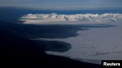 ภาพภูเขาน้ำแข็งในพื้นที่อาร์กติกที่ประเทศนอร์เวย์ (ที่มา:Reuters/แฟ้มภาพ)