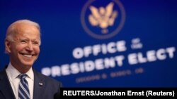 ប្រធានាធិបតី​ជាប់​ឆ្នោត​លោក Joe Biden ថ្លែង​អំពី​ការ​ថែទាំ​សុខភាព នៅ​ក្រុង Wilmington រដ្ឋ Delaware ថ្ងៃទី១០ ខែវិច្ឆិកា ឆ្នាំ២០២០។