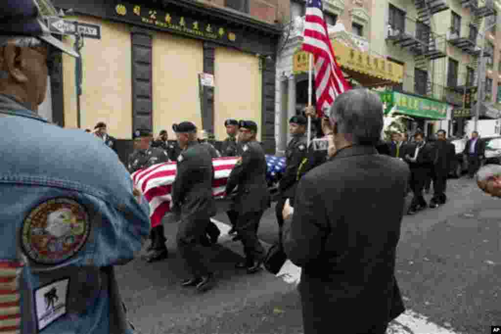 Syrian citizens walking in the ancient oasis city of Palmyra, 215 kilometres northeast of Damascus. 