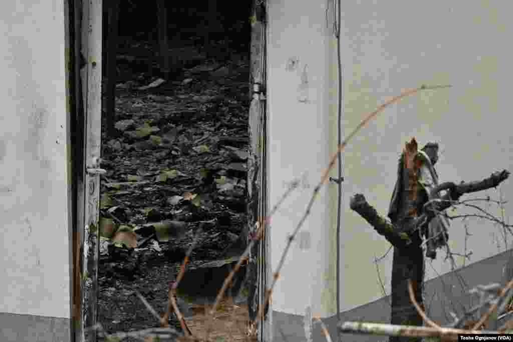 Remains of night club in Kochani, North Macedonia, where fire took at least 59 young lifes, and more than 150 injured.