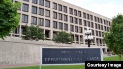 AQSh Mehnat vazirligi har yili dunyo bo'ylab bu masalaga e'tibor qanday ekani haqida hisobot chiqaradi va Kongress a'zolariga uzatadi 