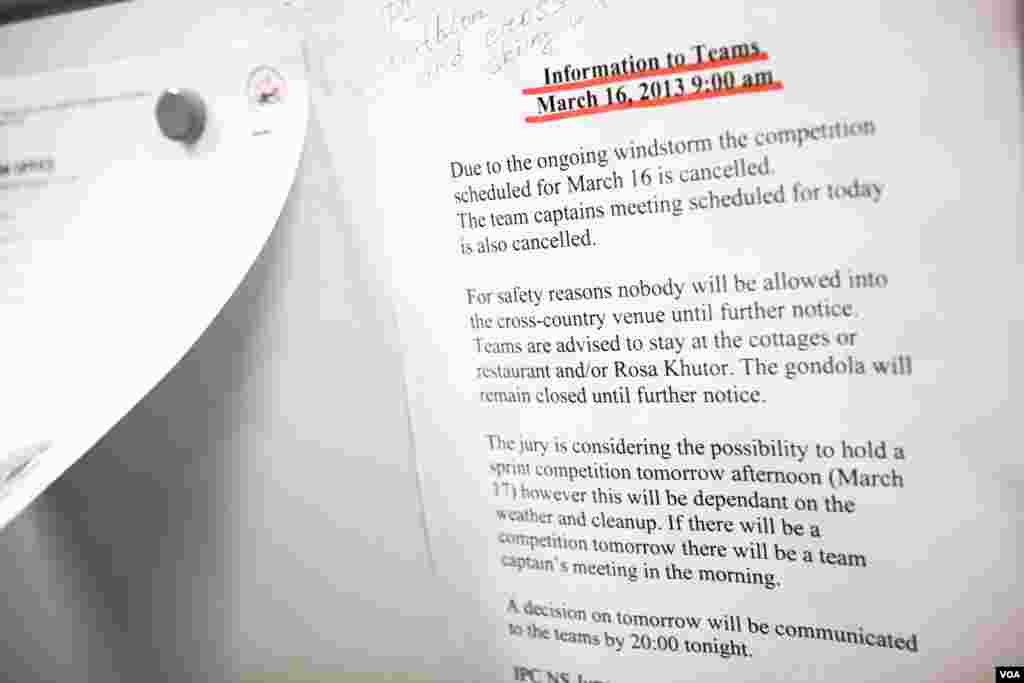 Poor weather – high winds and lack of snow – forced organizers to cancel a cross country event. (V. Undritz for VOA)