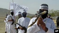 انس حقانی در حالی حاضر زندانی بوده و به اعدام محکوم شده است