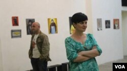  მხატვარი ლია უკლება და მისი გახმაურებული ტილო "ღვთისმშობელი მარიამი სათამაშო პისტოლეტით"