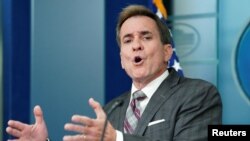 2024년 10월 23일 미국 백악관에서 존 커비 백악관 국가안보소통보좌관이 정례 브리핑을 갖고 있다. (자료사진)