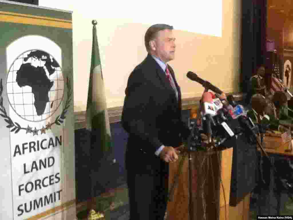 Mr. Stuart Symington, Jakadan Amurka a Najeriya