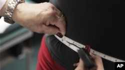 Dokter mengatakan diet adalah faktor utama untuk menurunkan berat badan, namun olahraga-lah yang memungkinkan penurunan berat badan itu terus terjaga. (Foto: Dok)