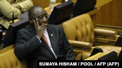 Le président Cyril Ramaphosa au parlement sud-africain au Cap, le 13 février 2020.