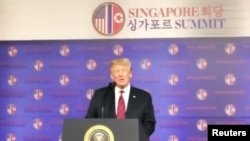 លោក​ប្រធានាធិបតី​ ដូណាល់ ត្រាំ ថ្លែង​សុន្ទរកថា​នៅ​ក្នុង​ព្រឹត្តិការណ៍​របស់​ស្ថានទូត​អាមេរិក​មួយ​នៅ ​សណ្ឋាគារ Shangri-la ក្នុង​ប្រទេស​សិង្ហបុរី កាលពី​ថ្ងៃទី១១ ខែមិថុនា ឆ្នាំ២០១៨។