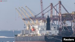 کشتی 'ترو کانفیدنس' قبل از اصابت 