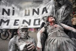 지난달 9일 '세계 여성의 날'을 맞아 아르헨티나 부에노스아이레스에서 성폭력 반대 시위를 하고 있다. (자료사진)