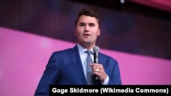 资料照片：保守派政治活动人士查理·科克。