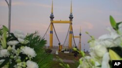 ស្ពាន​ពេជ្រ​ភ្ជាប់​ទៅ​ក្រុង​កោះ​ពេជ្រ ជា​កន្លែង​​កើត​​ឧបទ្ទវហេតុ​ការ​ផ្អើល​ជាន់​គ្នា​កាល​ពី​ថ្ងៃ​បុណ្យ​អុំ​ទូក​ទី​៣។