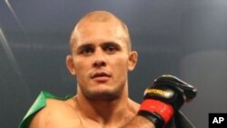 سیر بهادر زاده، معروف به "The Great" به ۲۴ مین پیروزی اش در رینگ MMA دست یافت