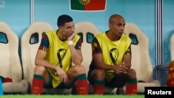 کریستیانو رونالدو شاید در تاریخ حضورش در جام جهانی، نخستین بار نیم کت نشین شد