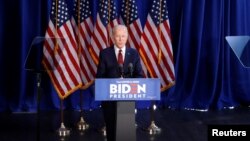 បេក្ខជន​ប្រធានាធិបតី និង​ជា​អតីត​អនុ​ប្រធានាធិបតី Joe Biden ថ្លែង​អំពី​គោល​នយោបាយការបរទេស​​ នៅ​ទីក្រុង Manhattan ក្នុង​ទីក្រុង​ញូវយ៉ក កាល​លពី​ថ្ងៃ​ទី​០៧ មករា ២០២០។