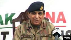 Panglima tentara Pakistan, Jenderal Ashfaq Kayani memberikan pernyataan di depan Mahkamah Agung Pakistan sehubungan skandal 'Memogate' (foto: dok).