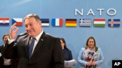 Američki državni sekretar Majk Pomeo u sedištu NATO-a u Briselu, 27. april 2018.