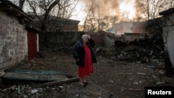 بناهای آسیب‌دیده بر اثر گلوله‌باران‌های اخیر در دونتسک، سه‌شنبه ۱۶ آبان ۱۴۰۲