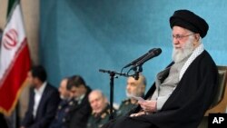 Ayətullah Əli Xamenei. 8 mart, 2025.