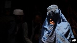 میزان سواد در میان زنان افغان ۱۶ درصد است