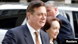 FILE - U.S. President Trump's former campaign chairman Paul Manafort arrives at a hearing at U.S. District Court in Washington.