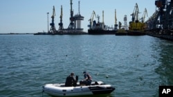 乌克兰粮食出口的重要通道--位于黑海海岸的马里乌波尔海港。