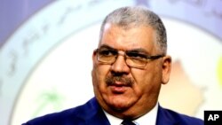 Khaled al-Obeidi, seorang anggota parlemen Sunni dari kota Mosul, baru dipilih sebagai menteri pertahanan baru di Irak.