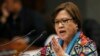 Senator Oposisi Leila De Lima menyampaikan pidato saat sesi Senat Filipina. (Foto: AP)