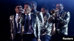 Bruno Mars performs during the halftime show of the NFL Super Bowl XLVIII football game between the Denver Broncos and the Seattle Seahawks in East Rutherford, New Jersey, Feb. 2, 2014.