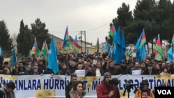 Müsavat Partiyası aksiya keçirir (Arxiv foto, mənbə VOA)