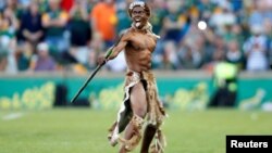 Cérémonie d'avant-match entre les Springboks d'Afrique du Sud et les Wallabies d'Australie à Bloemfontein en Afrique du Sud le 30 septembre 2017.