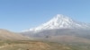 Gunung Damavand, Iran (Foto: dok).